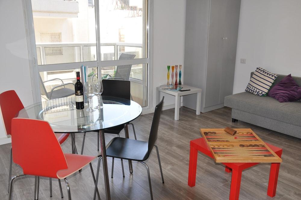 Aparthotel Dizengoff Sea 2*