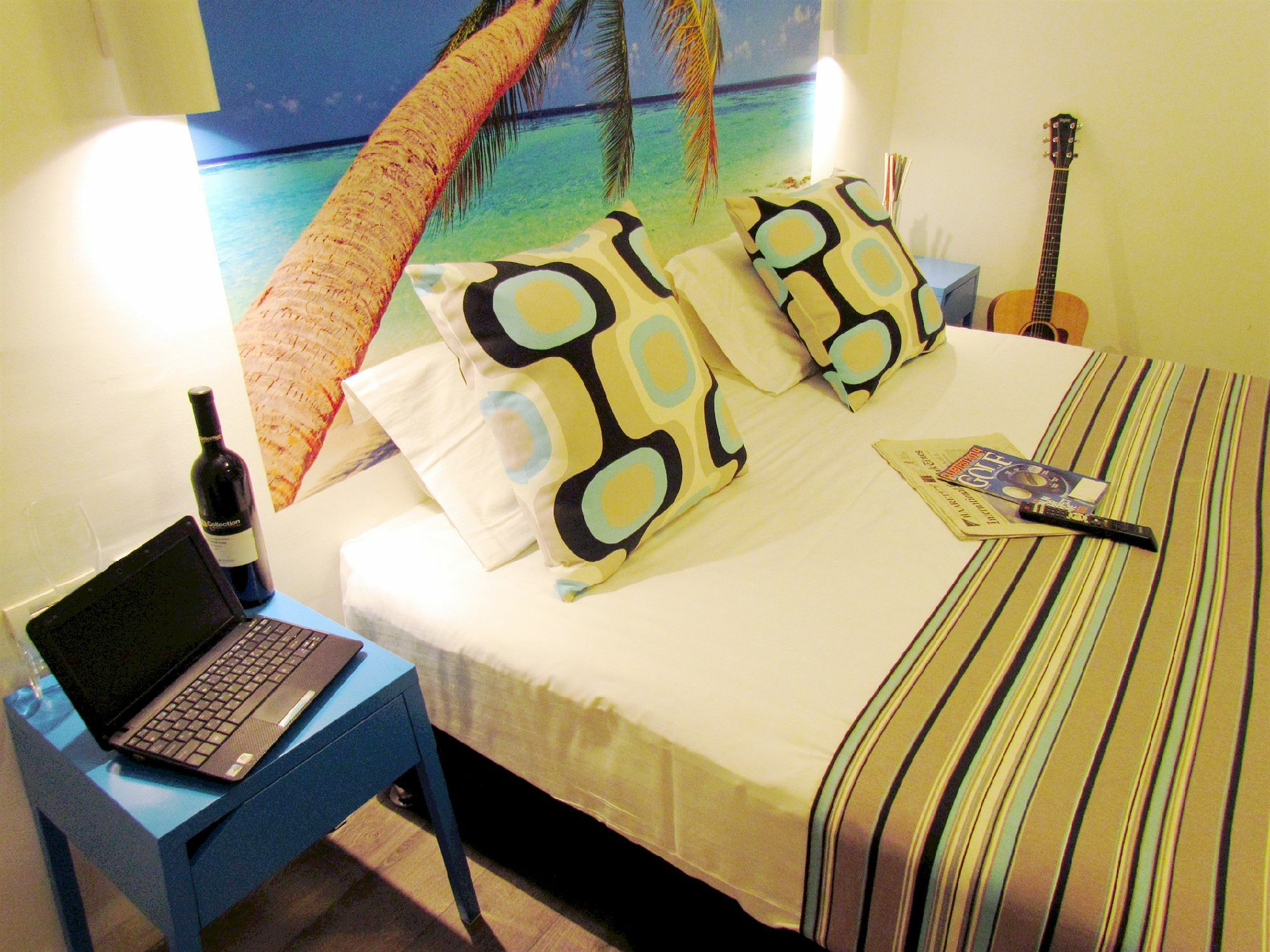 Dizengoff Sea Aparthotel