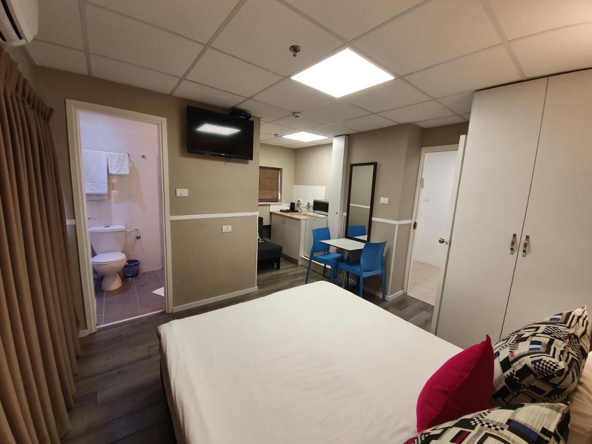 Aparthotel Dizengoff Sea 2*