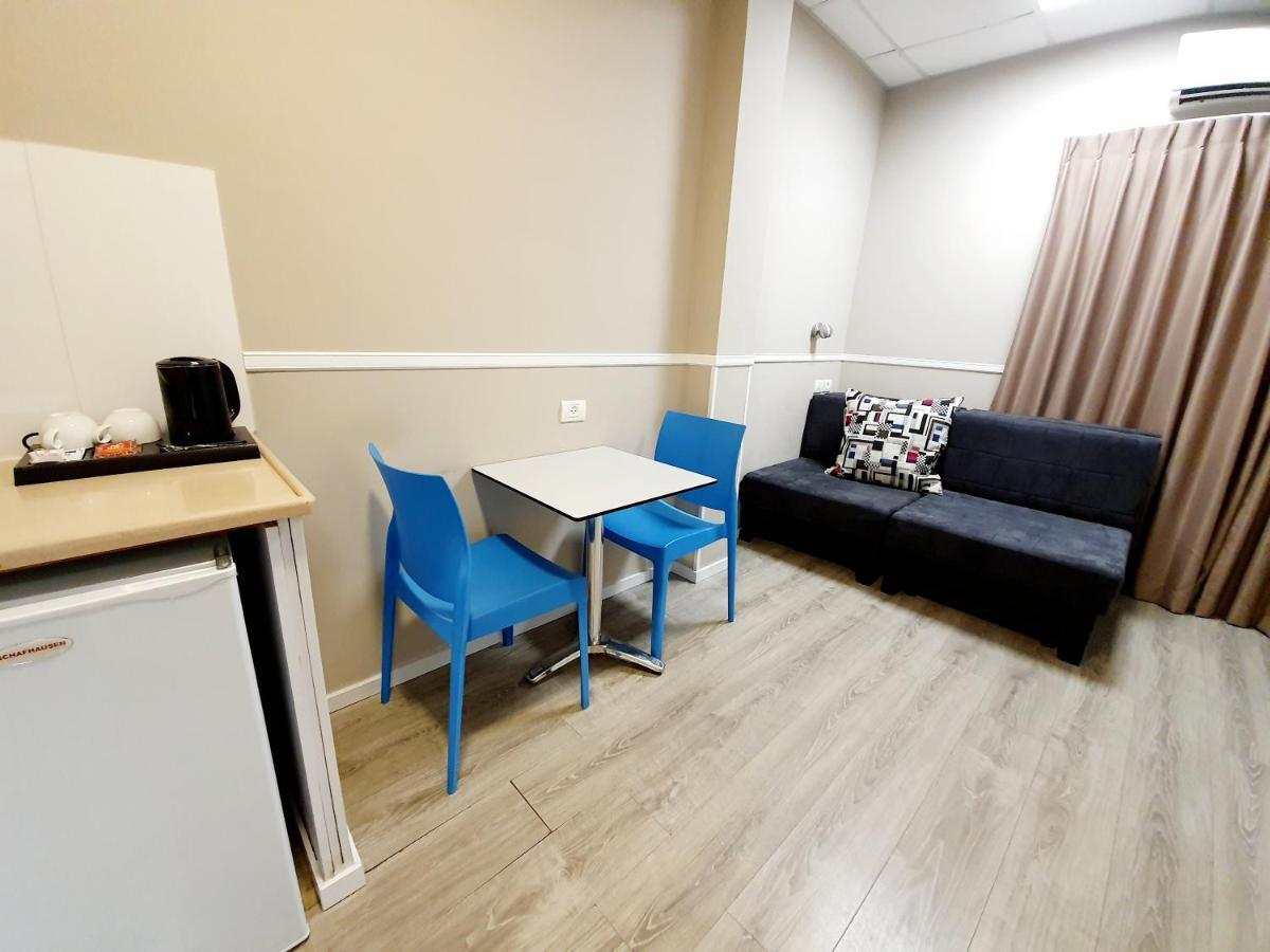 Dizengoff Sea Aparthotel 2*