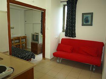 Aparthotel Dizengoff Sea